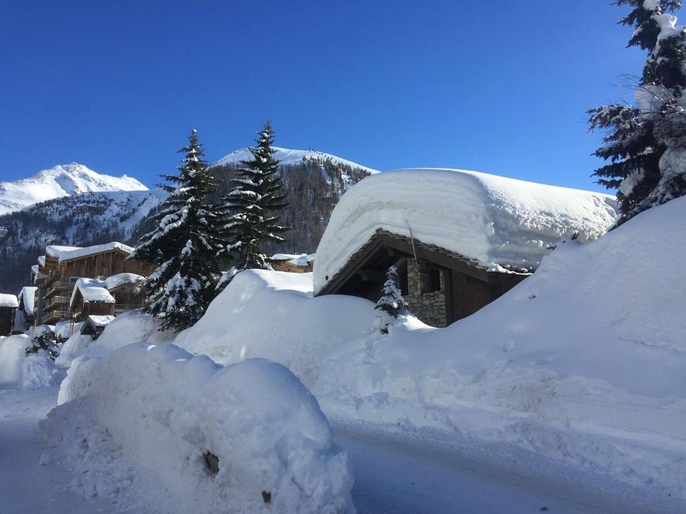 Appartement De Charme Hyper Centre A Val D'Isere Bagian luar foto