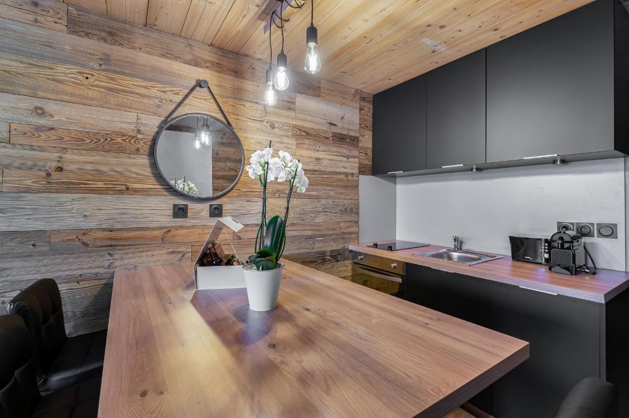 Appartement De Charme Hyper Centre A Val D'Isere Bagian luar foto